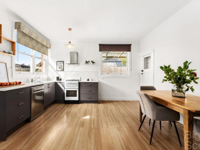 3 Bedroom House Daylesford VIC 101583103