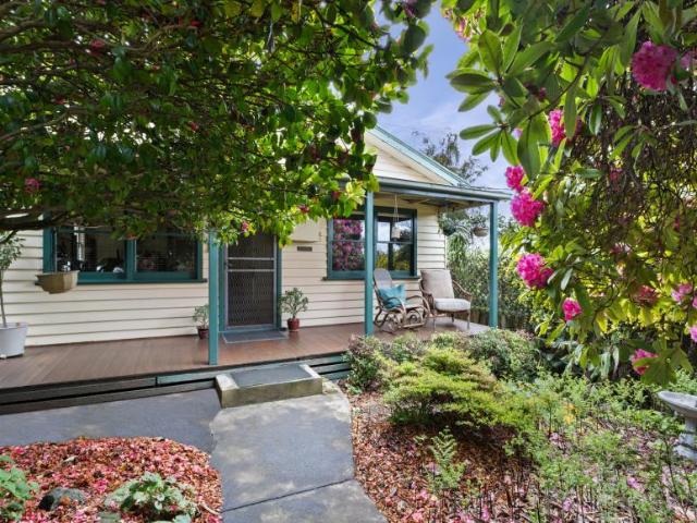 3 Bedroom House Daylesford VIC 101583238