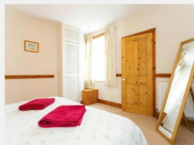 3 Bedroom House Deal Deal 73556288