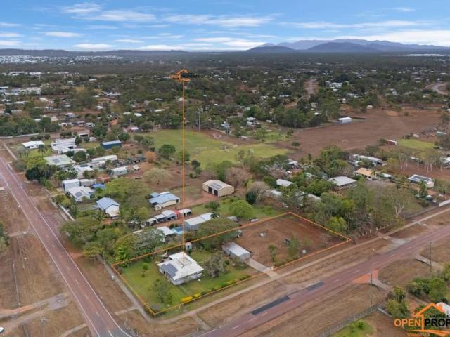3 Bedroom House Deeragun QLD 105645914