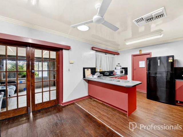 3 Bedroom House Dianella WA 105972363