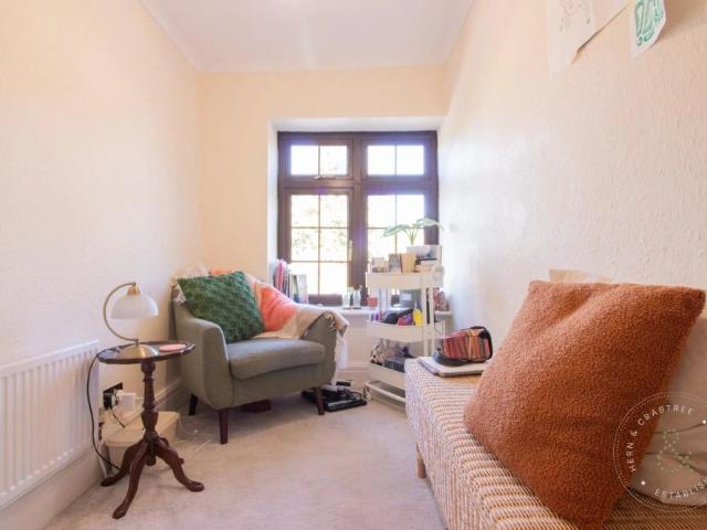 3 Bedroom House End Terrace