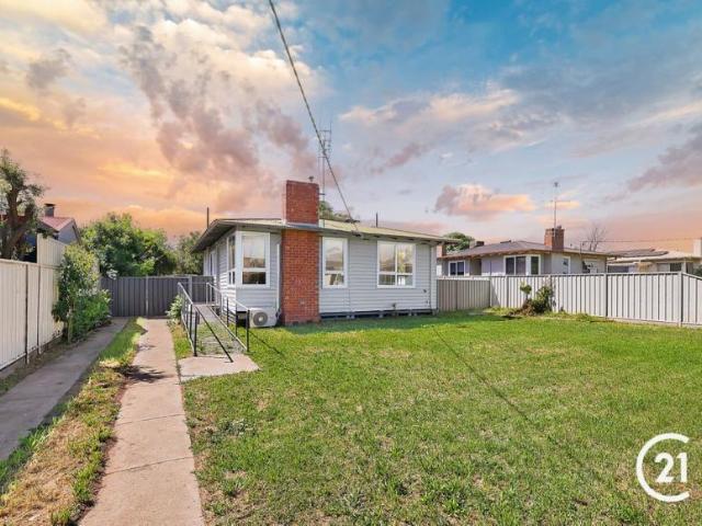 3 Bedroom House Echuca, VIC 105690211