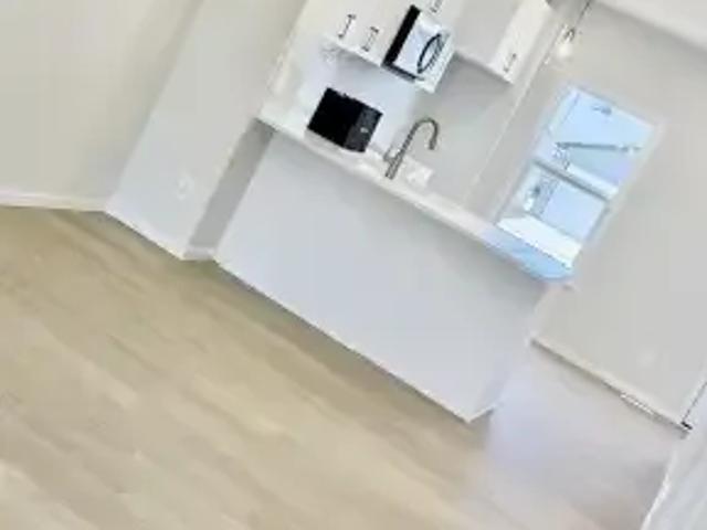 3 Bedroom House Edmonton AB 104067127