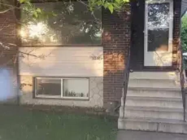 3 Bedroom House Edmonton AB 104470730