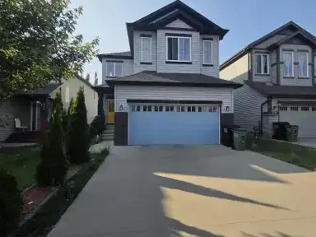 3 Bedroom House Edmonton AB 104506803