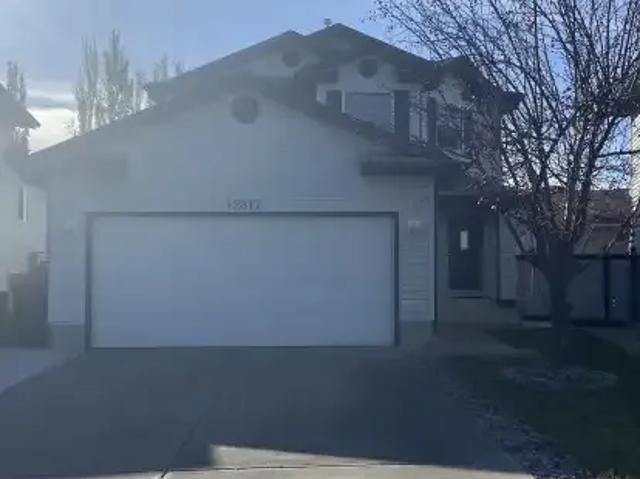 3 Bedroom House Edmonton AB 104752883