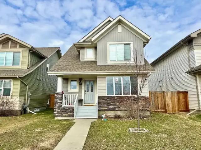 3 Bedroom House Edmonton AB 104972977