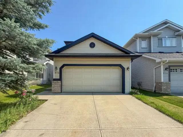 3 Bedroom House Edmonton AB 105087850
