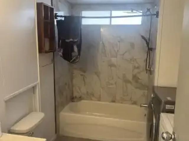 3 Bedroom House Edmonton AB 105150570