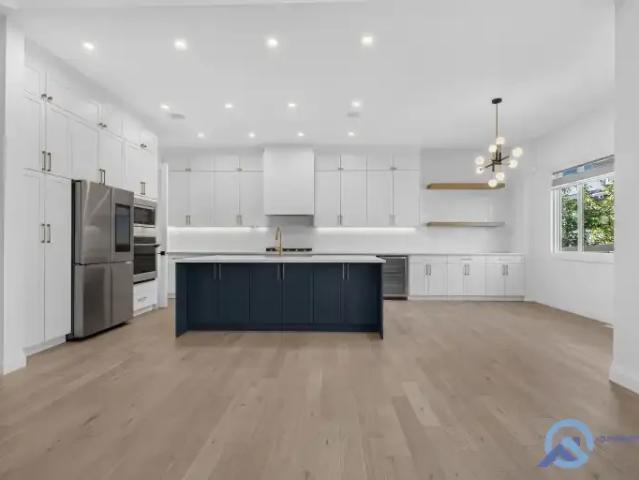 3 Bedroom House Edmonton AB 105167317