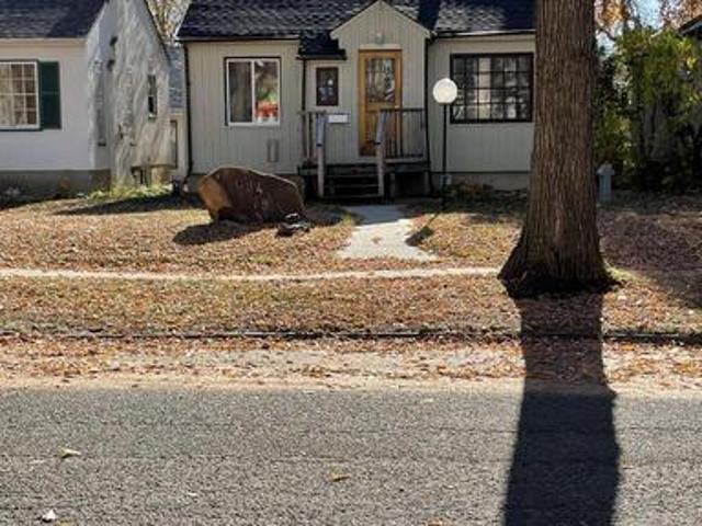 3 Bedroom House Edmonton AB 105525200