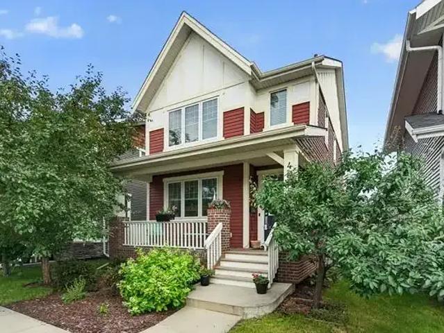 3 Bedroom House Edmonton AB 105543368