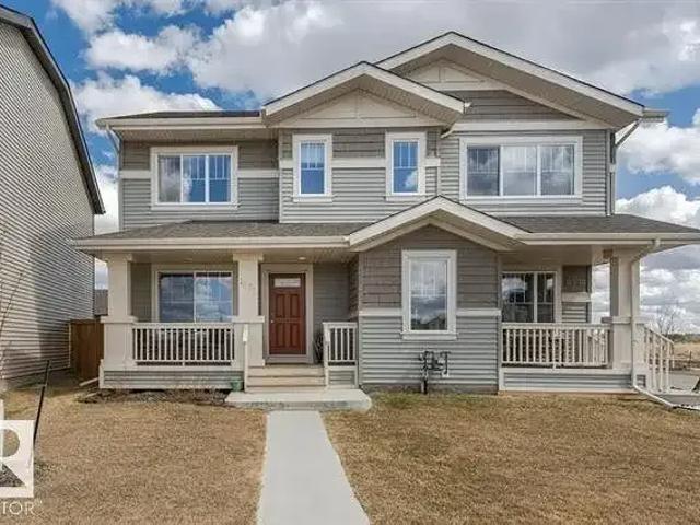 3 Bedroom House Edmonton AB 105654070