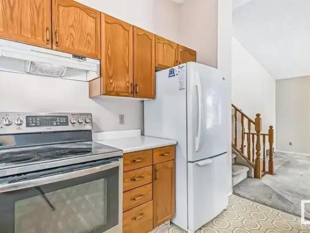 3 Bedroom House Edmonton AB 105653934