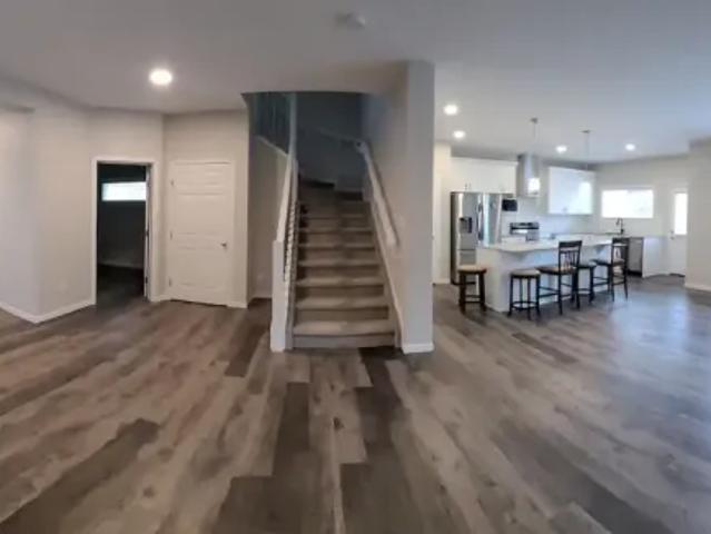 3 Bedroom House Edmonton AB 105781924