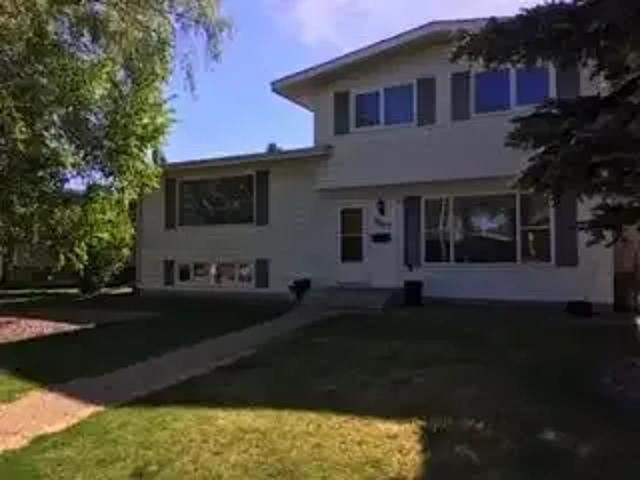 3 Bedroom House Edmonton AB 105945601