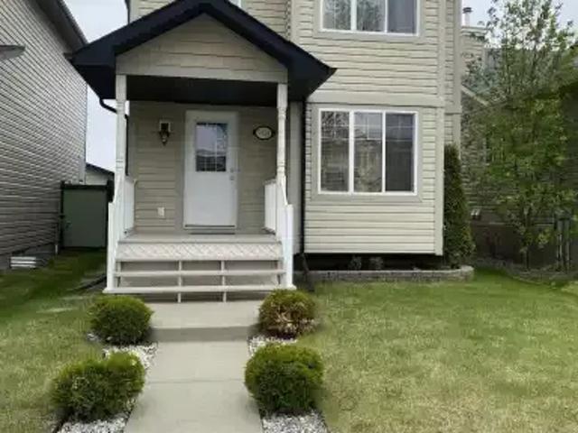 3 Bedroom House Edmonton AB 106134422