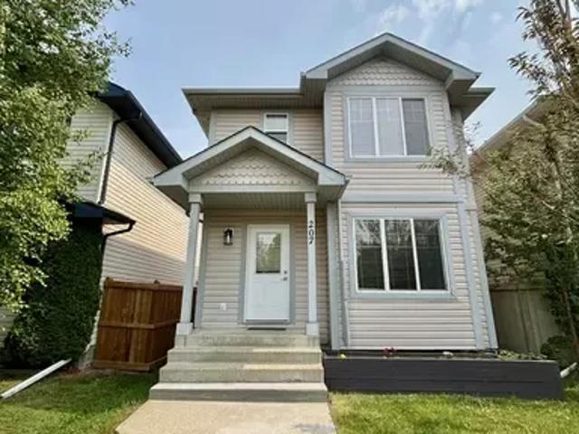 3 Bedroom House Edmonton AB 103652046