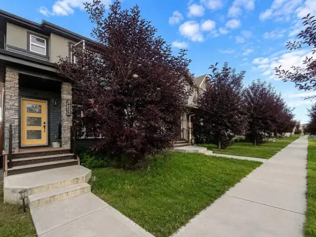 3 Bedroom House Edmonton AB LS105643347