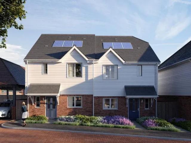 3 Bedroom House Foal Hurst Green Paddock Wood 102596718
