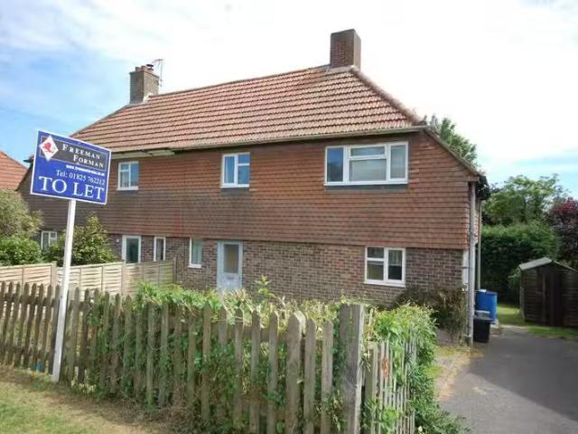 3 bedroom house for rent in Cricketfield, Newick, BN8