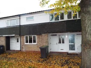 3 bedroom house for rent in Astley Close, Reddiitch, B98