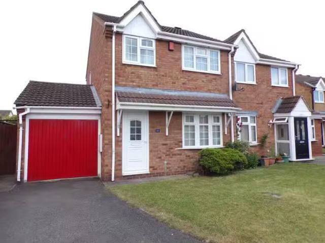 3 bedroom house for rent in Austin Close, Abirds Green, B27