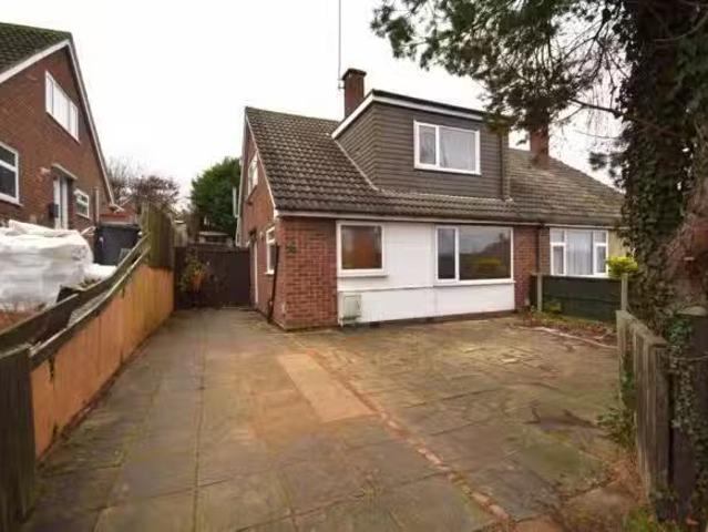 3 bedroom house for rent in Blackwood Avenue, Rugby, CV22