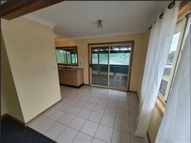 3 BEDROOM HOUSE FOR RENT IN BUSBY