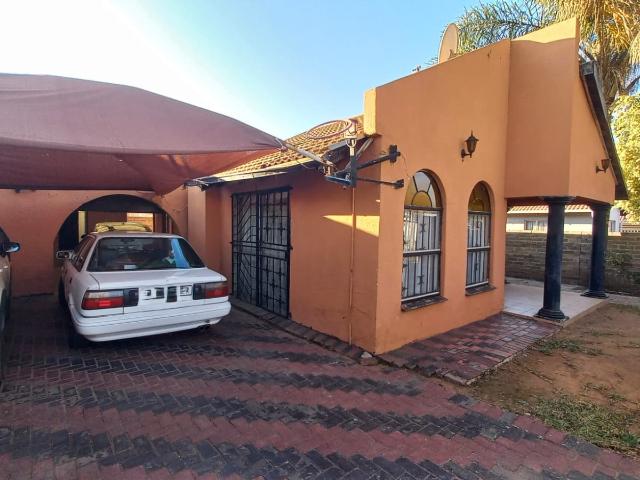 3 Bedroom House For Rent in Danville, Pretoria