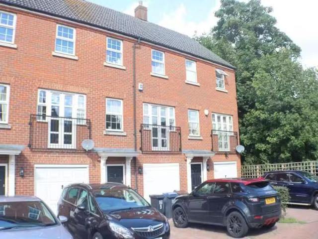3 bedroom house for rent in Elsons Mews, Welwyn Garden City, H.