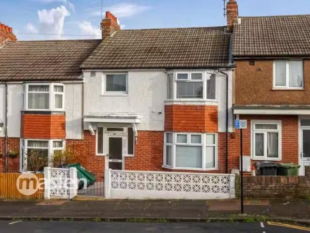 3 bedroom house for rent in Kimberley Road, Brighton, BN2