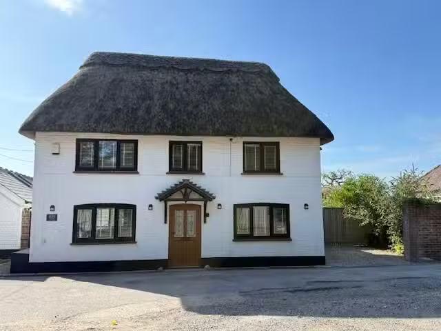 3 bedroom house for rent in Little Thatch, Ringwood, BH24