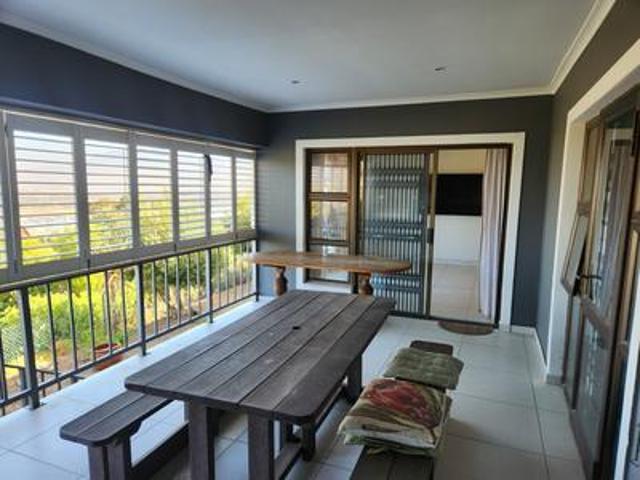 3 bedroom house for rent in mountain.