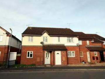 3 bedroom house for rent in Meadow Road, Alcester, B49
