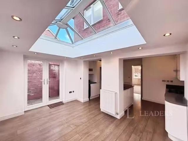 3 bedroom house for rent in Sedge Drive, Bromsgrove, Worcester.