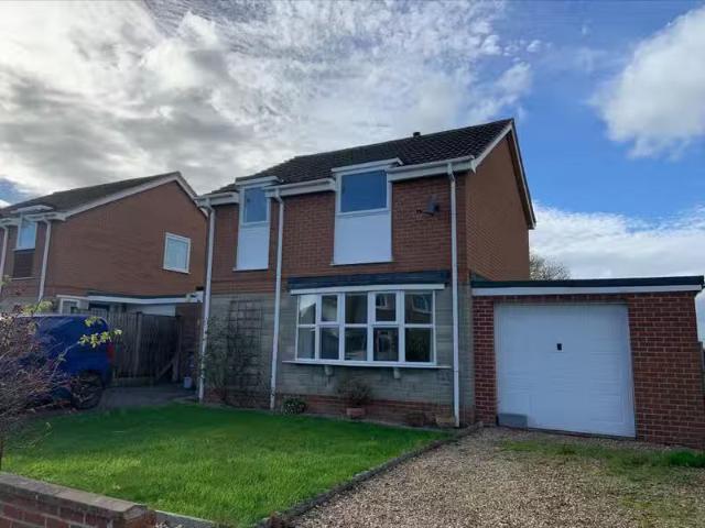 3 bedroom house for rent in Street, BA16