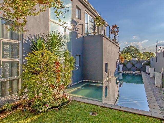 3 bedroom house for rent in Parktown North
