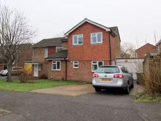 3 bedroom house for rent in Pelham Rise, BN10