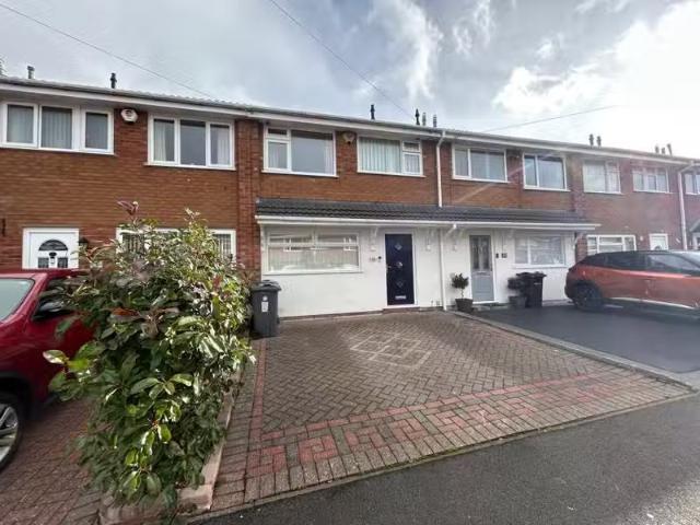 3 bedroom house for rent in Pinewood Drive, Birmingham, West M.