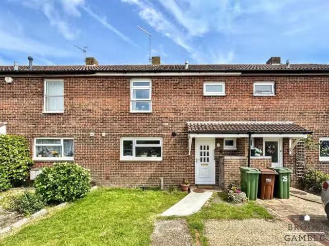 3 bedroom house for rent in Woburn Way, Eastbourne, BN22