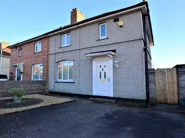3 bedroom house for rent in Throgmorton Road, BS4