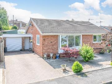 3 bedroom bungalow for sale
