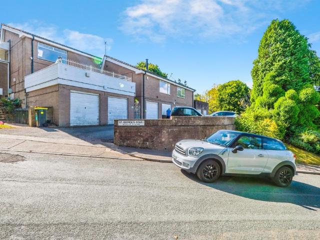 2 bedroom maisonette for sale