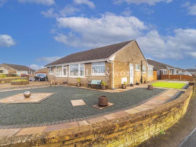 2 bedroom bungalow for sale