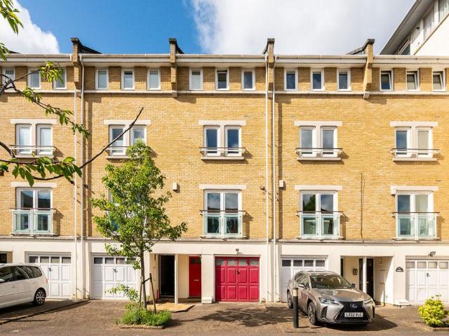 3 bedroom house for sale