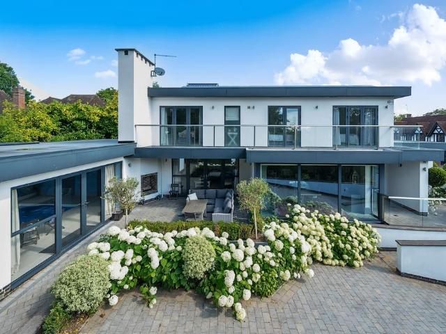 3 bedroom house for sale