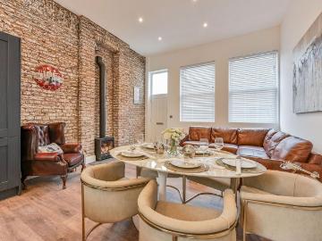 3 bedroom house for sale