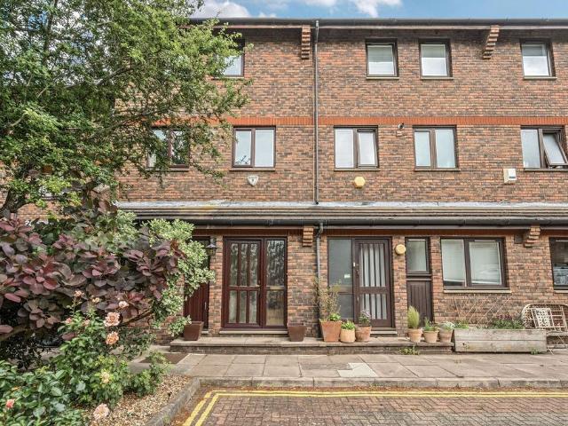 3 bedroom house for sale
